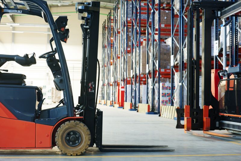 Straight Mast Forklift